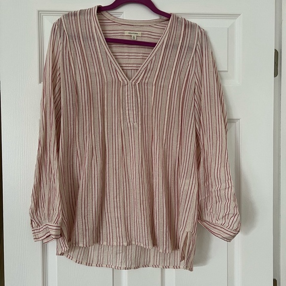 Max Studio Tops - Max Studio striped light weight top large